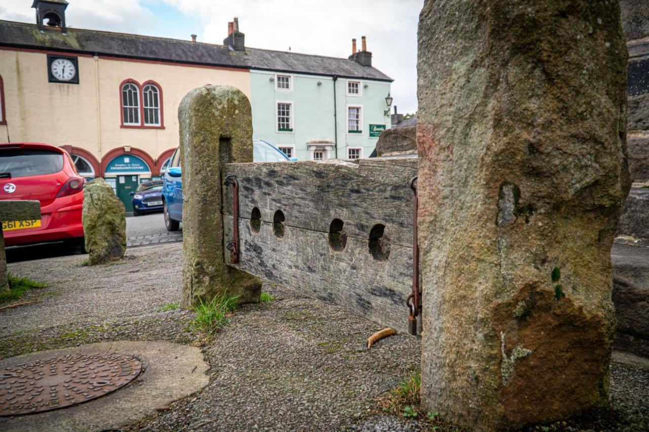 Low Nook Cottage - Gorgeous Decor Broughton in Furness Bagian luar foto
